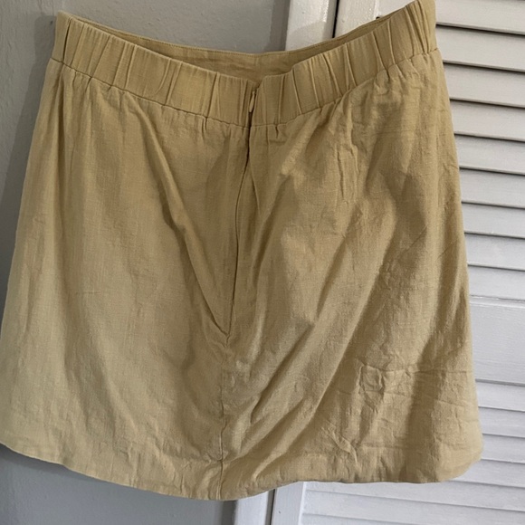 Chic Tan Embroidered Skirt Set - Picture 6 of 7